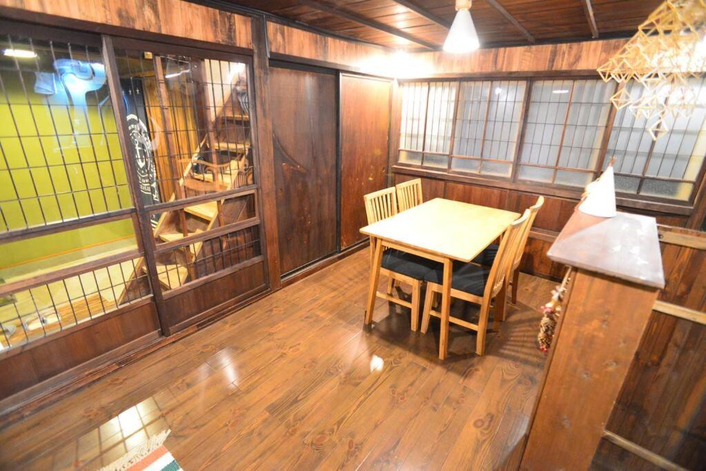 佐渡 ビーチまで0分 1客のみ オーシャンビュー Beach Side House ウッドデッキ Sado Exterior foto